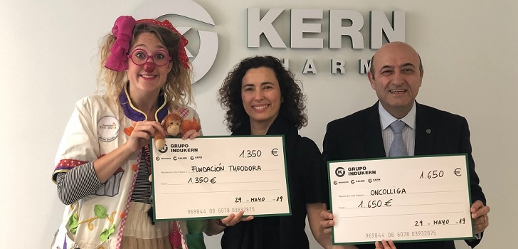 Kern Pharma celebra 20 años con dos donaciones